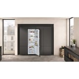 Neff Full-size refrigerator 