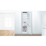 Bosch Serie 8 KIF81PFE0 køleskab Indbygget 289 L E, Full-size refrigerator 289 L, SN-T, 37 dB, E